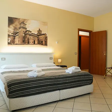 Hotel Smart Ferrara